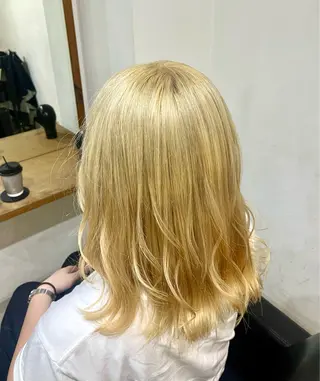 セミロング ✨🎨ブリーチなし 透明感カラー✨美友のヘアスタイル