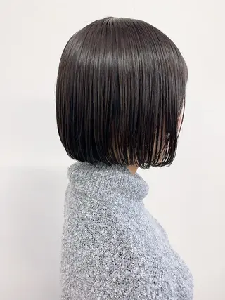 ショート カラー 色白に見える暗髪 梅田・増田のヘアスタイル