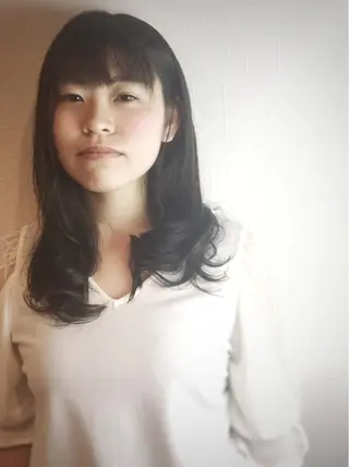 ロング ナガサカ サチのヘアスタイル