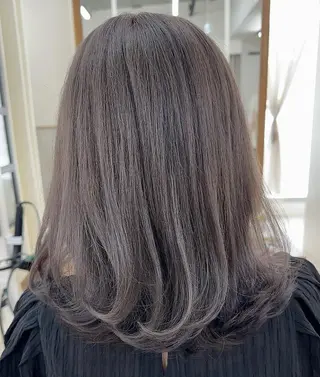 カラー ミディアム ミサキ🫧 前髪カットモデルのヘアスタイル
