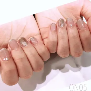 ネイル 園 寛子 （ネイリスト）のネイルデザイン