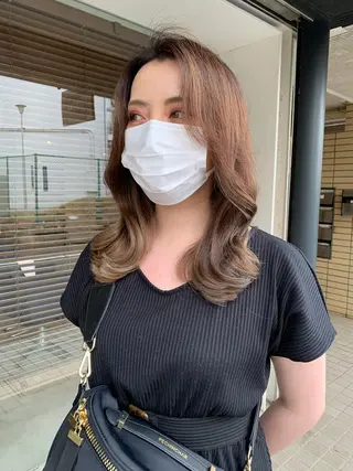 ミディアム カラー 透明感/オリーブ/ グレージュ/YUKAのヘアスタイル