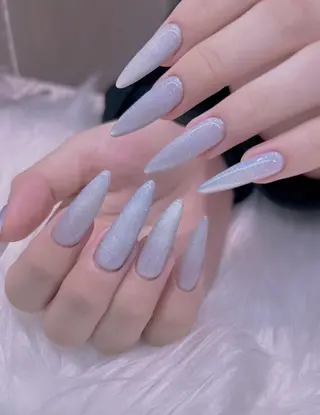 ネイル VIVIAN エイのネイルデザイン