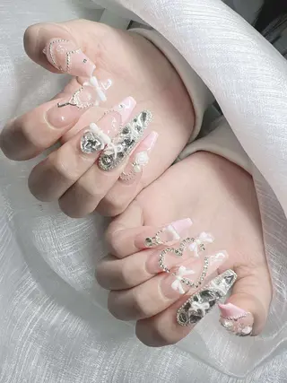 ネイル Lee Nailsのネイルデザイン