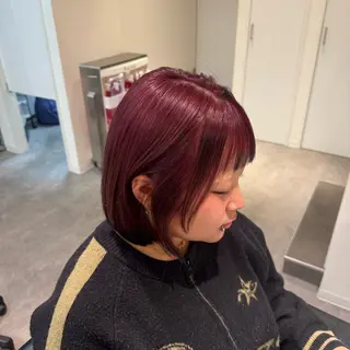 ショート カラー 千木良 萌々のヘアスタイル