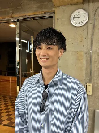 ショート パーマ 西川 凜のヘアスタイル