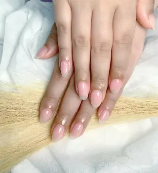 ネイル pink ladyサロン所属・べ にのネイルデザイン