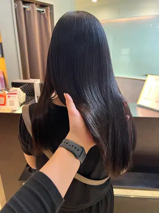 ロング 田中 月菜のヘアスタイル