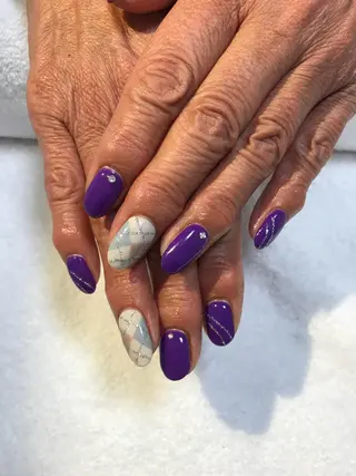 カラー 吉岡 裕子のネイルデザイン