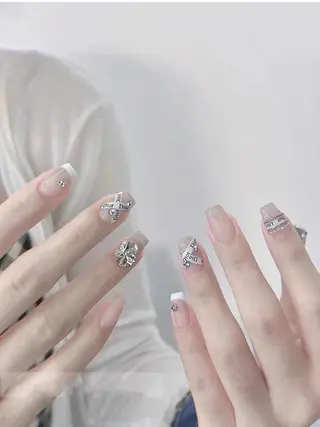 ネイル 菲菲ネイルサロン所属・FF フィフィネイルサロンのネイルデザイン