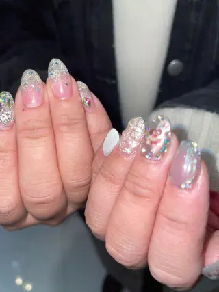 ネイル moca心斎橋所属・˚✧⁺⭐︎༚moca miyuu⁎⁺˳✧༚のネイルデザイン