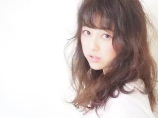 ミディアム カラー オーナースタイリスト 佐藤のヘアスタイル