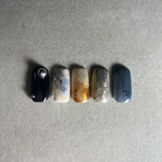 ネイル PEACE minariのネイルデザイン