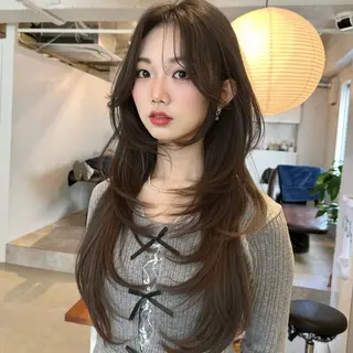 ロング 🌹ハッシュカット、 レイヤー韓国ヘア🌹のヘアスタイル