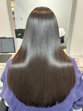 ロング カドワキ リナのヘアスタイル