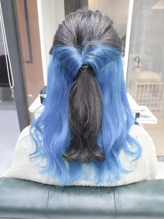 ロング カラー ヘアアレンジ 𝐑𝐈𝐍𝐊𝐀 🐣🩷のヘアスタイル