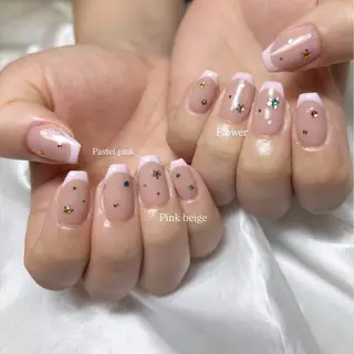 ネイル mofie🤍ユミ/ 恵比寿/パラジェルのネイルデザイン