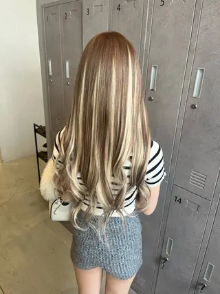 カラー 福島 果音のヘアスタイル