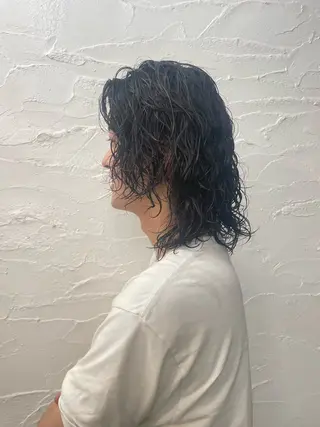 パーマ メンズ 尾崎 弘和のヘアスタイル