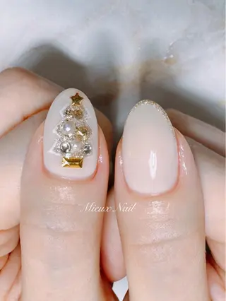 ネイル 市川 麻衣子のネイルデザイン