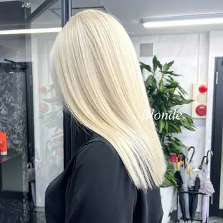 ロング カラー シールエクステ特化 ハイトーン、NANAのヘアスタイル