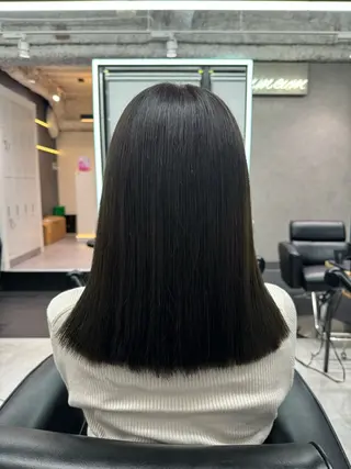 セミロング カラー 吉満 翔のヘアスタイル