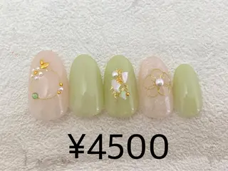 ネイル 株式会社JUEGO .○°のネイルデザイン