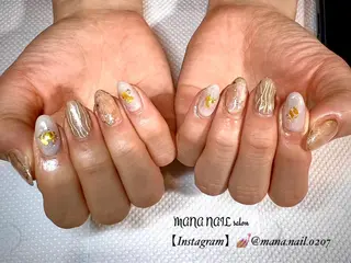 ネイル 廣瀬 真奈美のネイルデザイン