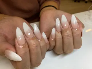 ネイル salon  Lilou所属・salon Lilouのネイルデザイン