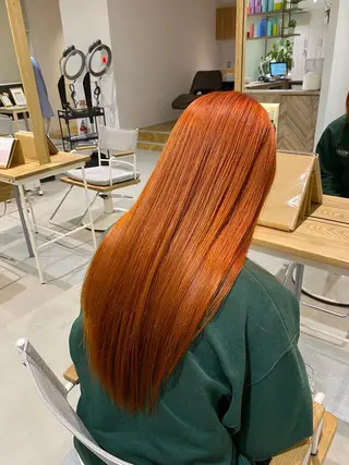 セミロング yate'/ Wカラー/小出捷也のヘアスタイル