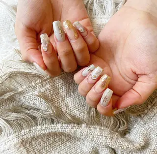 ネイル revia所属・ERI Nailistのネイルデザイン