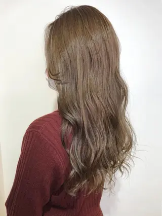 ロング カラー 小川 美奈のヘアスタイル