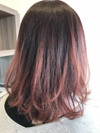 ミディアム カラー フジノ マホのヘアスタイル
