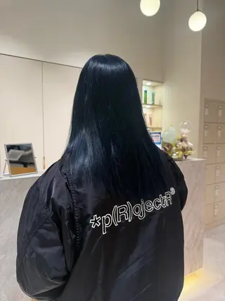 カラー yana /カラーモデルのヘアスタイル