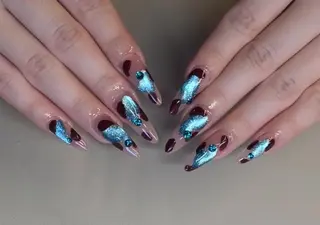 ネイル Pure&Rich Nailのネイルデザイン