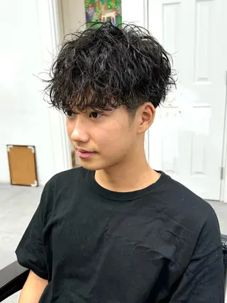 パーマ メンズ シャドウパーマ/ 波巻パーマYu-Kiのヘアスタイル