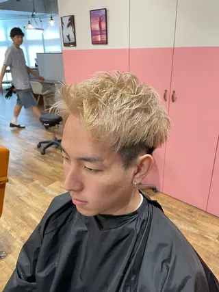 ショート カラー メンズ 🔥メンズ特化パーマ 🦖増田弘明🦖のヘアスタイル