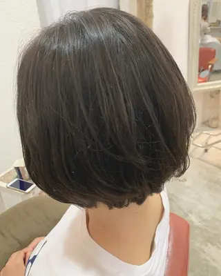 ショート カラー fio マナミのヘアスタイル