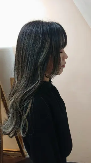 ロング カラー 艶髪✨ブリーチ職人 井手正康のヘアスタイル