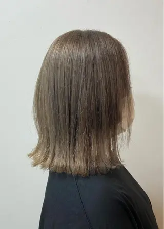 ミディアム 【白髪ぼかし】 愛甲竜佑のヘアスタイル