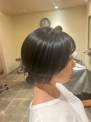 ショート 伊津 綾理彩のヘアスタイル