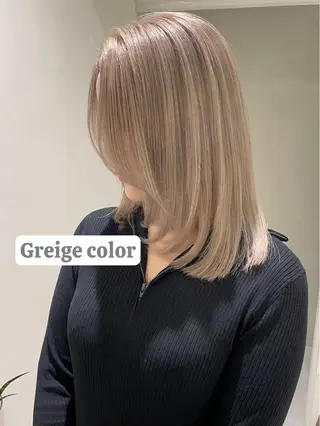 ミディアム 市毛 結菜のヘアスタイル