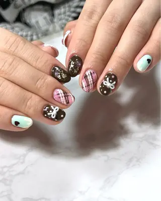 ネイル Allybell🫧 Ayakaのネイルデザイン