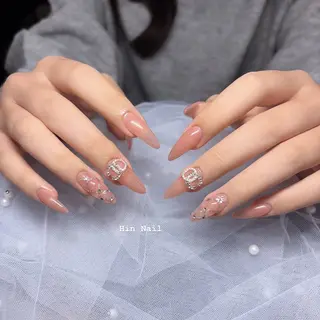 ネイル HIN NAILのネイルデザイン