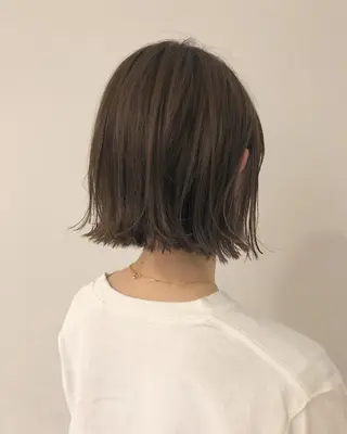 カラー 秋山 裕香のヘアスタイル