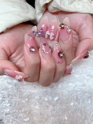 ネイル Le'a シズカのネイルデザイン