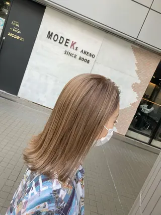 ミディアム カラー SHAFT Ieiriのヘアスタイル