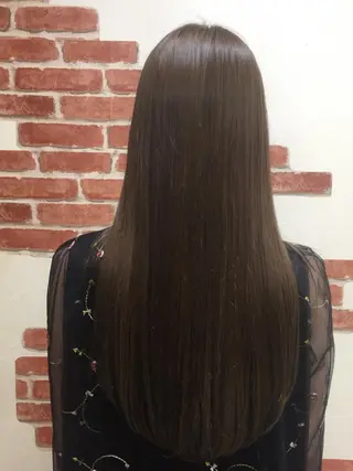 ロング カラー embrace エンブレイスのヘアスタイル