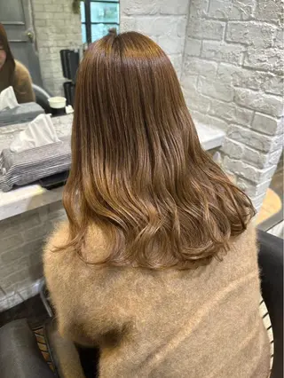 カラー 長谷川 新太のヘアスタイル