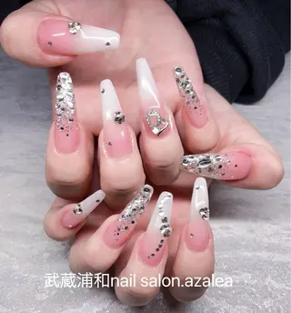 ネイル R inのネイルデザイン